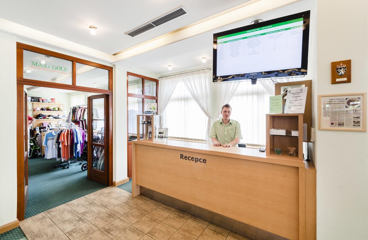 Golf Hotel Austerlitz Zewnętrze zdjęcie