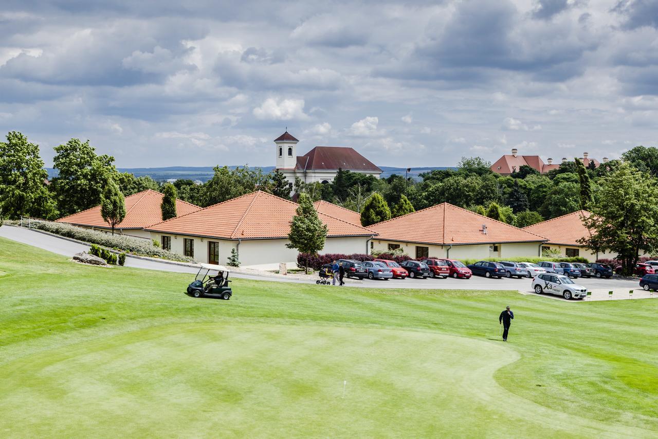 Golf Hotel Austerlitz Zewnętrze zdjęcie